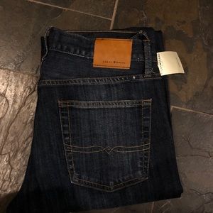 BRAND NEW WITH TAGS never worn Lucky Brand jeans